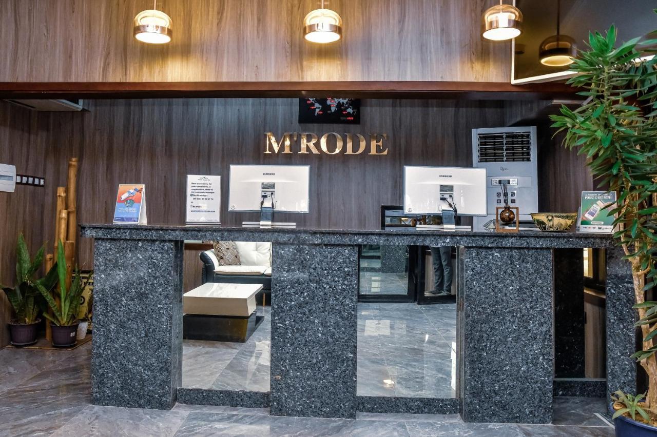 Hotel M'Rode Ломе Экстерьер фото